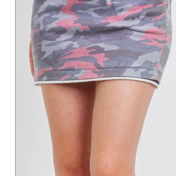 adorable CAMO mini skirt, mauve/gray/violet, NEW! - Picture 11 of 15